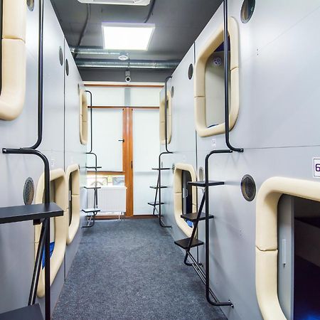 קייב Av-1 Capsule Hotel מראה חיצוני תמונה