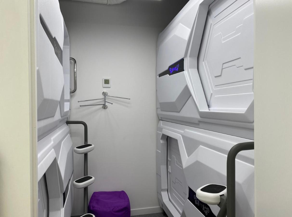 קייב Av-1 Capsule Hotel מראה חיצוני תמונה