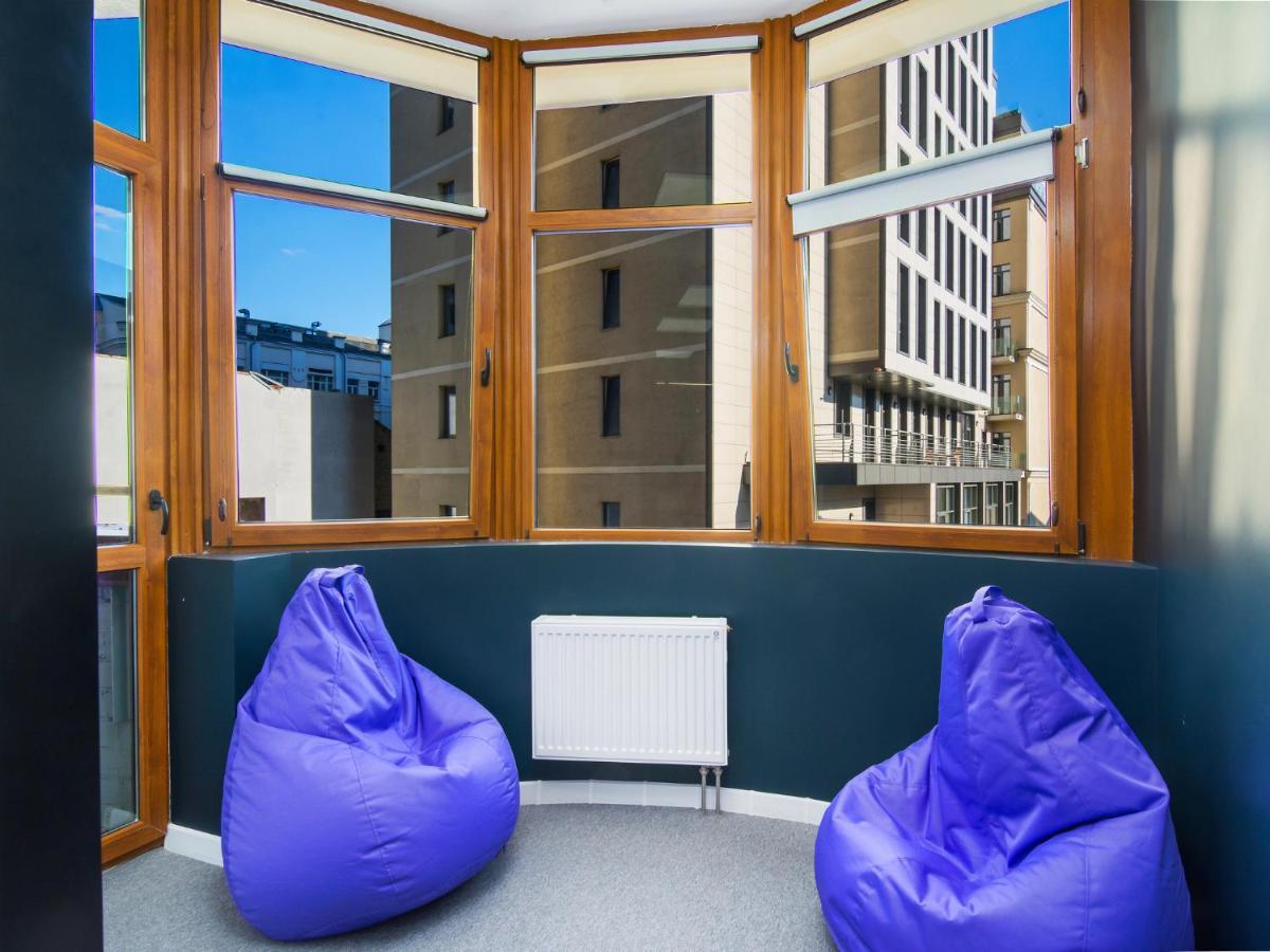 קייב Av-1 Capsule Hotel מראה חיצוני תמונה