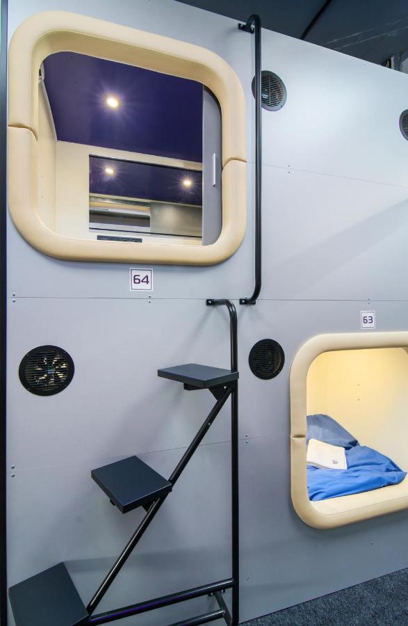 קייב Av-1 Capsule Hotel מראה חיצוני תמונה