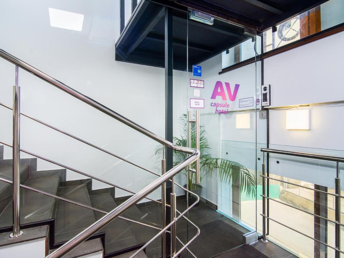 קייב Av-1 Capsule Hotel מראה חיצוני תמונה